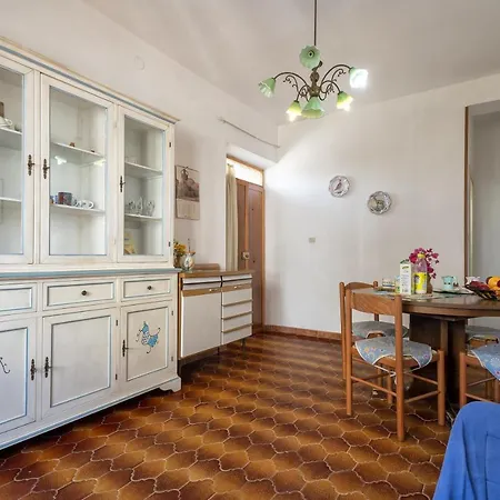 - Trilocale Grande Apartment